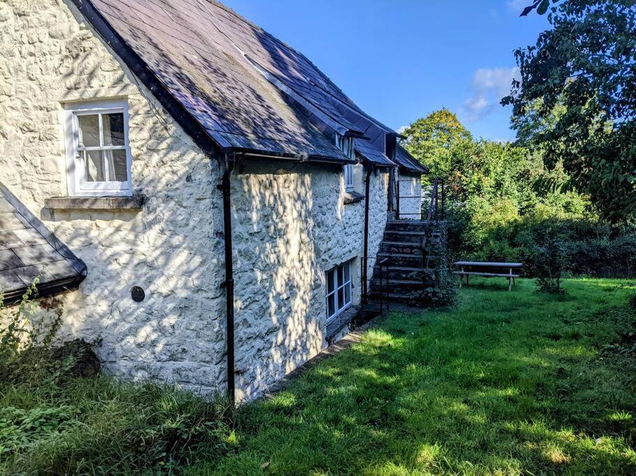 The Old Granary Farm Cottage Abergavenny Exterior foto